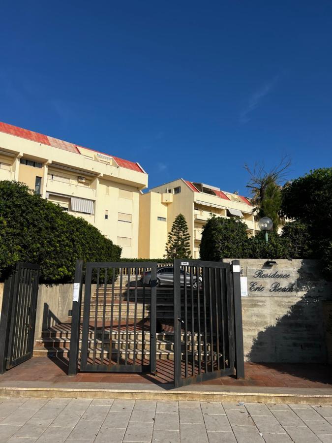 A Casa Di Rosa,Fronte Spiaggia, Piscina,Parcheggio Trapani Ngoại thất bức ảnh